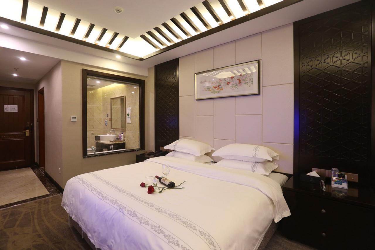 Mingshan Hotel Chengdu Exterior photo