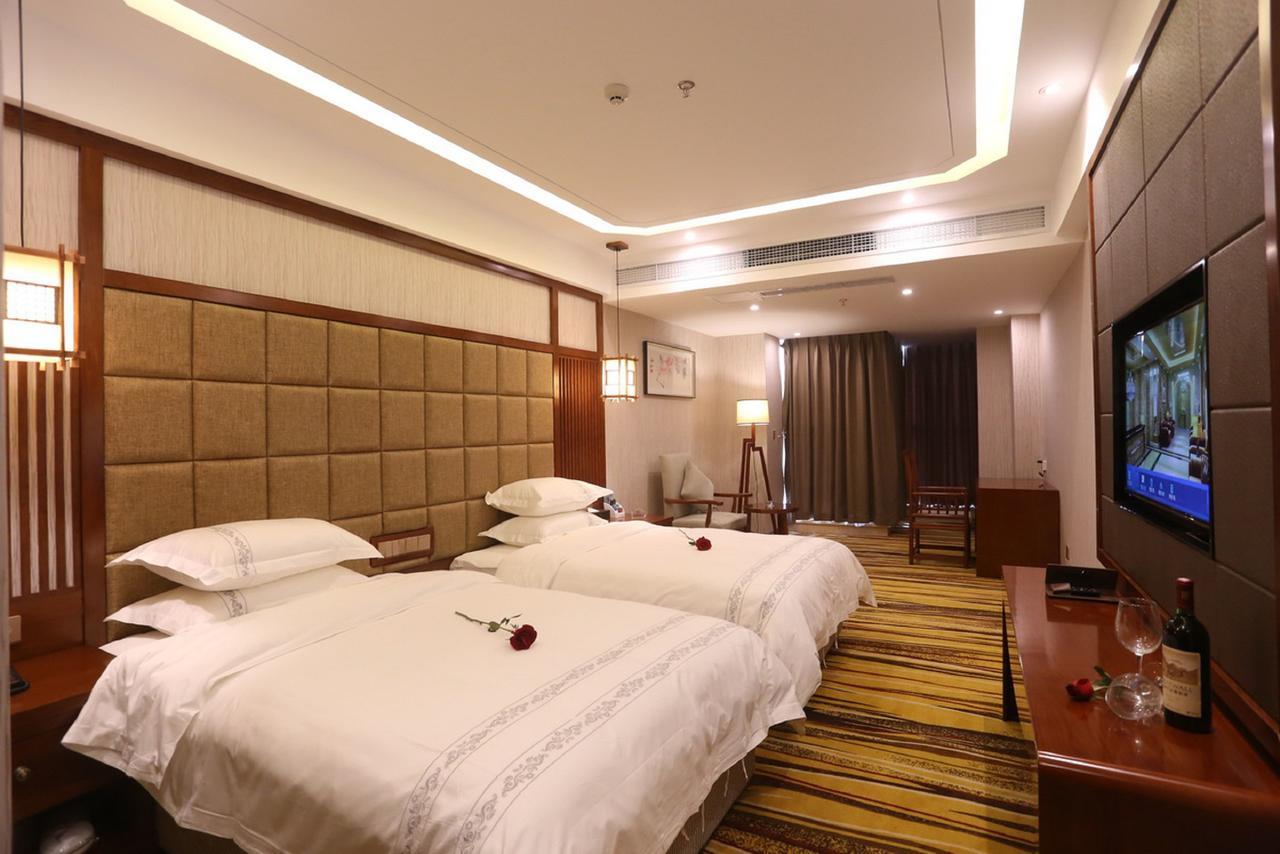 Mingshan Hotel Chengdu Exterior photo